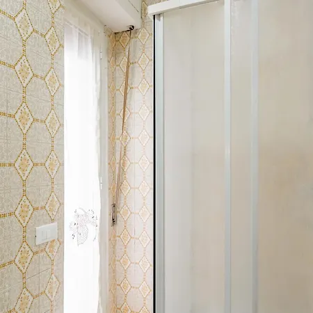 Apartment Binario 7 E Tre Quarti La Spezia