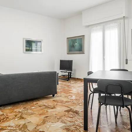 Apartment Binario 7 E Tre Quarti *