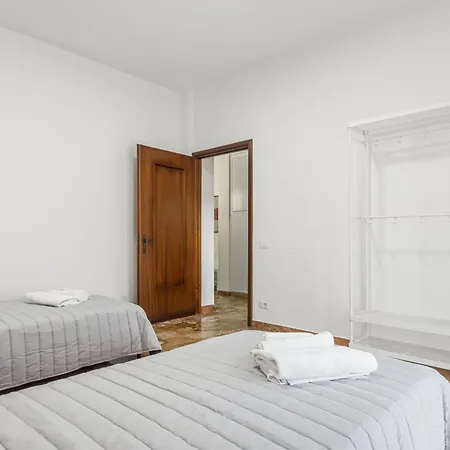 Binario 7 E Tre Quarti Apartment La Spezia